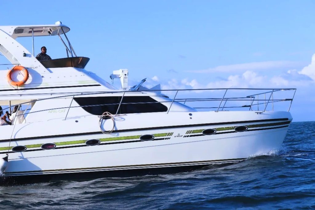 Luxury ytach cruise tours in Mombasa with Elara Luxury safaris